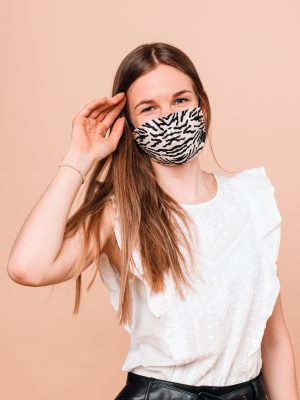 Uudelleenkäytettävä kasvomaski - "Seepra"