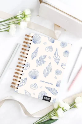 Bujo pistevihko spiraalisidonta kovilla kansilla - make memories