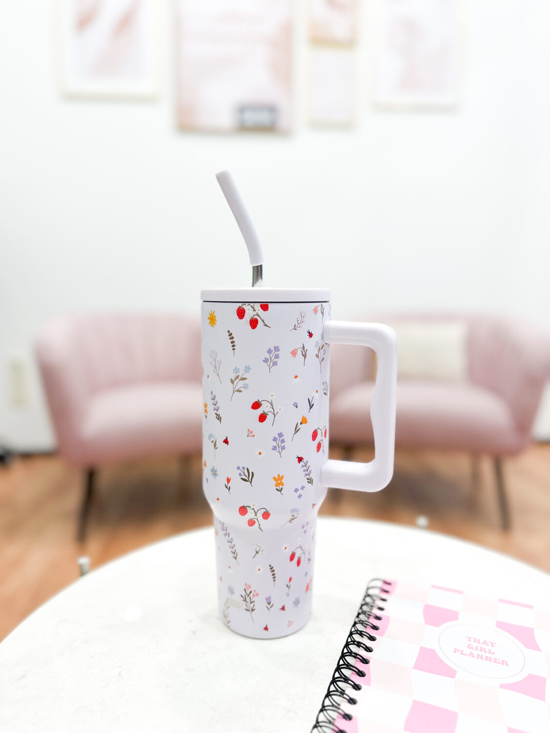 Tumbleri - mansikka 1200ml