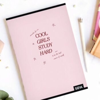 A5 ruudullinen muistikirja (36 lehte) - cool girls study hard