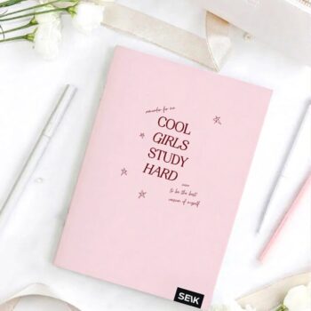 A5 ruudullinen muistikirja (36 lehte) - cool girls study hard