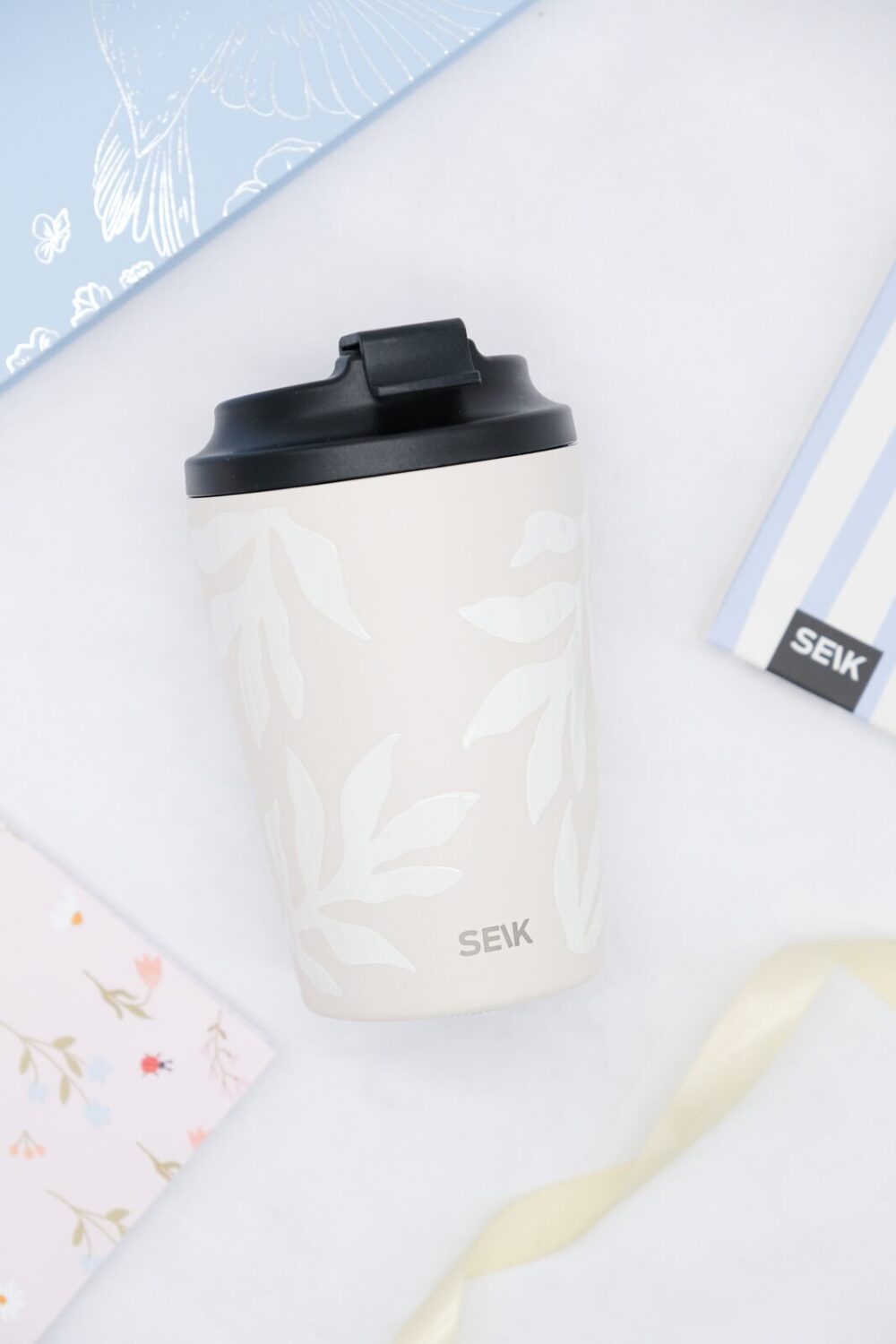 Kahvi termosmuki - beiget lehdet (350ml) - Image 3