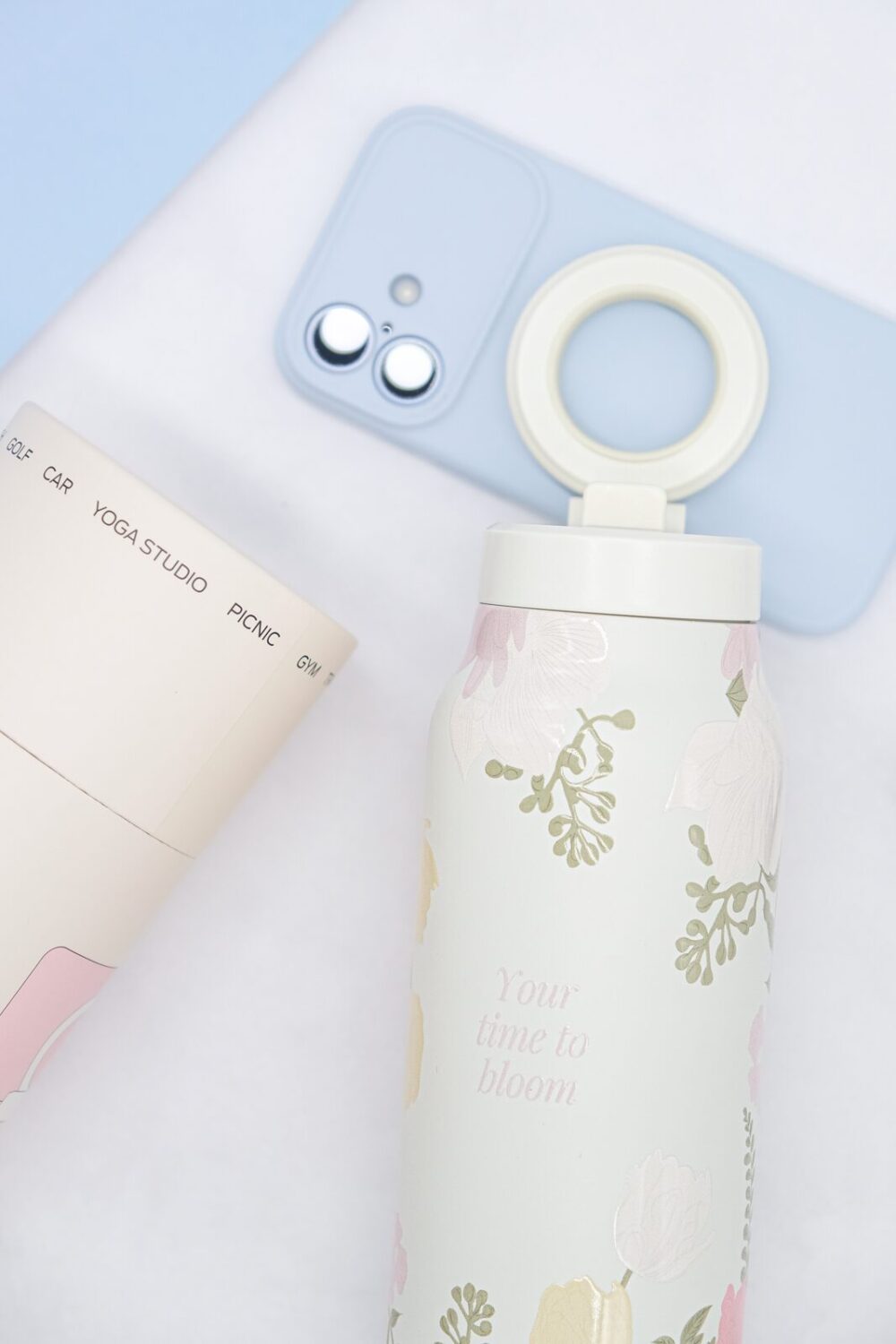 2-in-1 Thermos-juomapullo magneettisella puhelinpidikkeellä – Aika puhjeta kukkaan (700ml) - Image 5